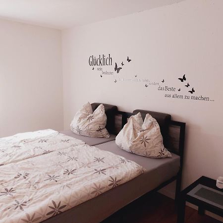 Modernes Souterrain Apartment Black Forest Mit Separatem Eingang Und Kfz-Stellplatz Bad Dürrheim Dış mekan fotoğraf